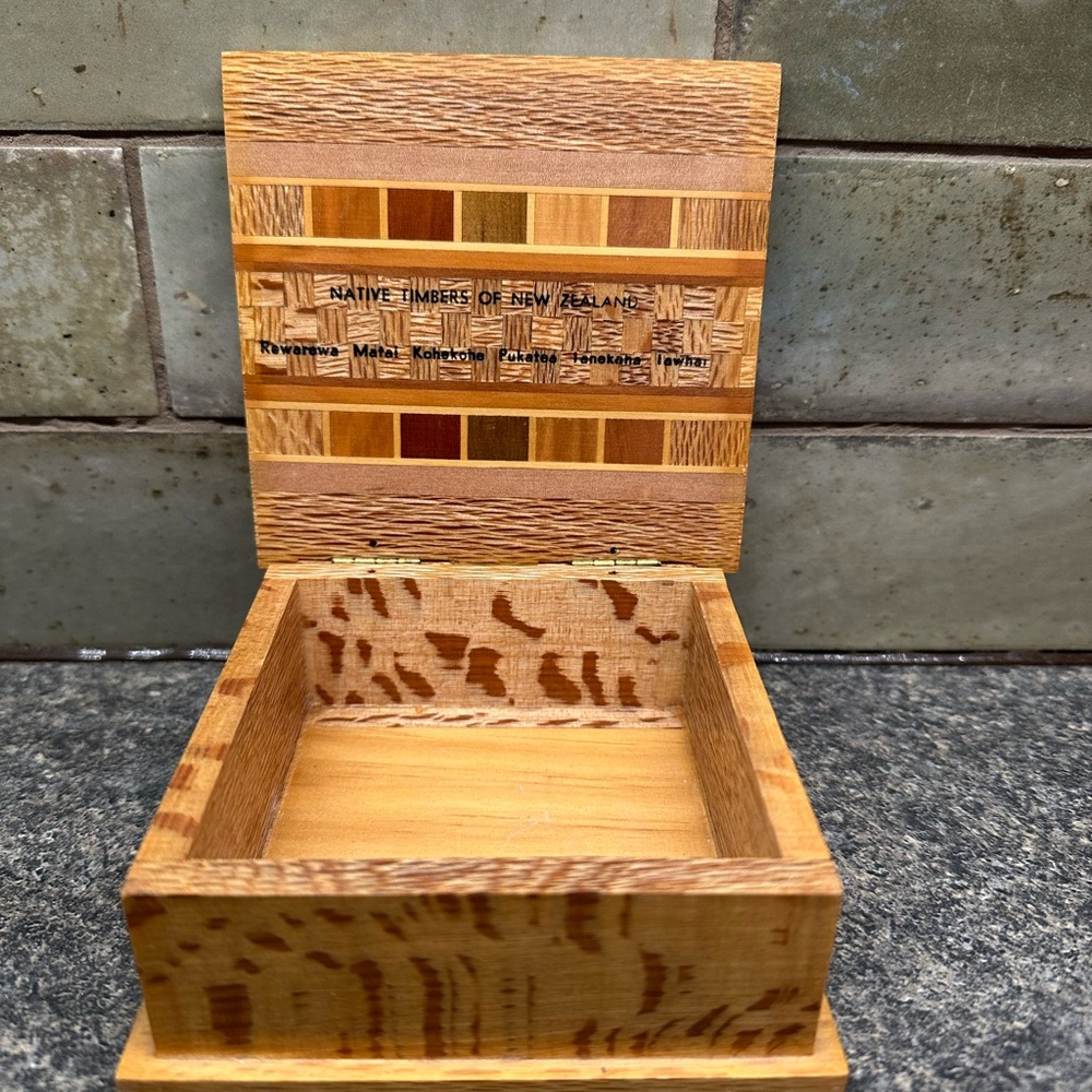 New Zealand Trinket Box With Hinged Lid
